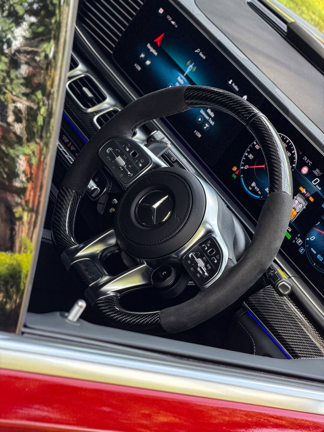 2022 Mercedes-Benz GLE 63 S AMG interior photo 2